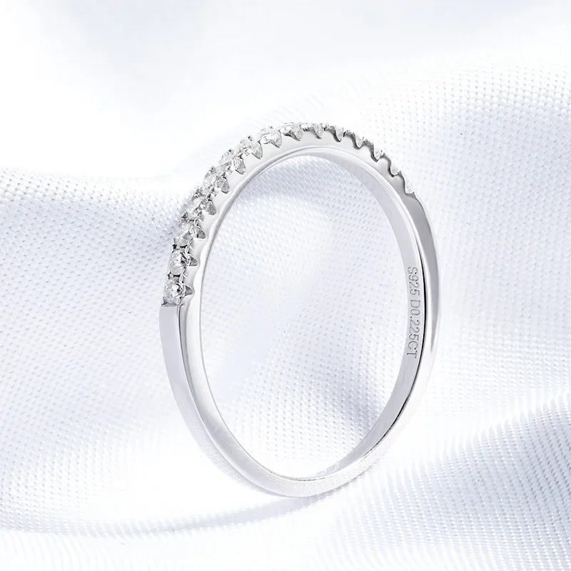 Women’s Band Ring